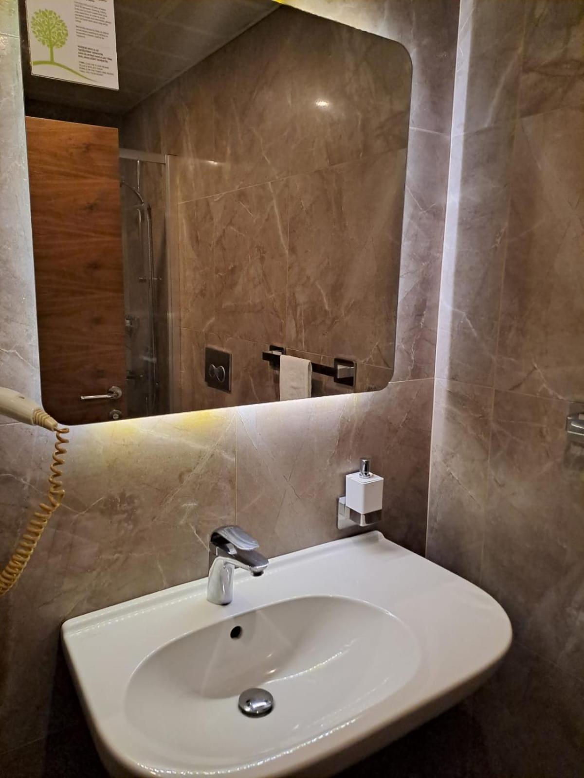 Reikartz 2017 Hotell Ankara Exteriör bild